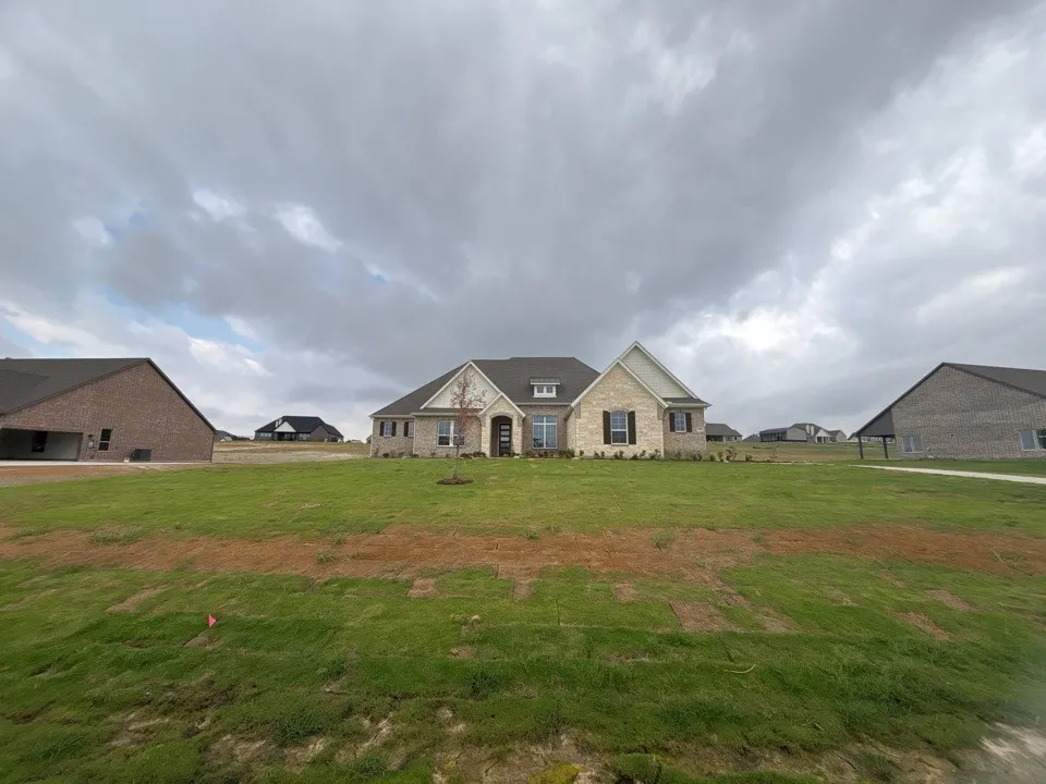 705 Water Side Drive Van Alstyne, TX 75495