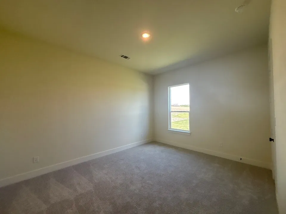 705 Water Side Drive Van Alstyne, TX 75495