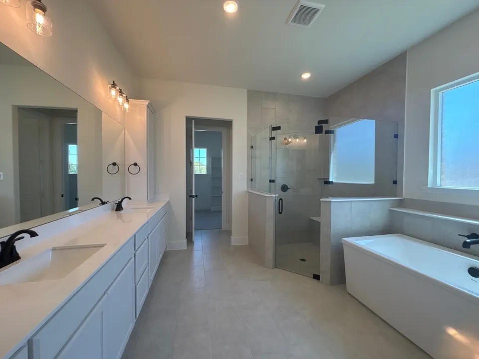 705 Water Side Drive Van Alstyne, TX 75495