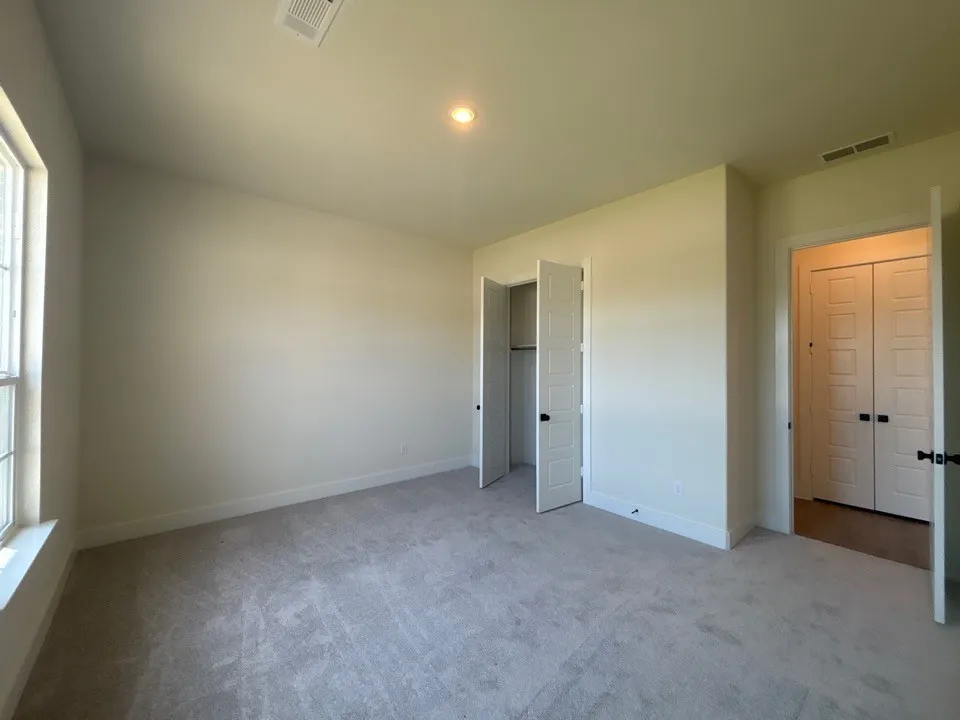 705 Water Side Drive Van Alstyne, TX 75495
