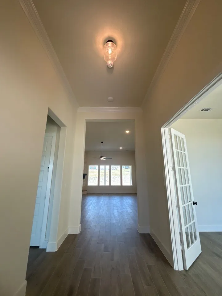 705 Water Side Drive Van Alstyne, TX 75495
