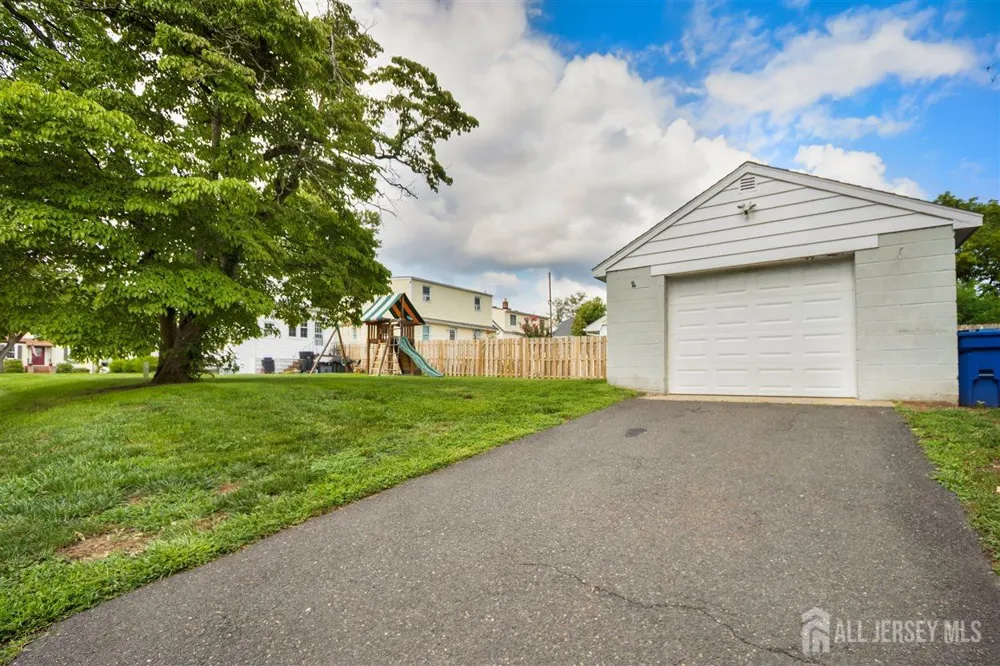 625 2nd Street Dunellen, NJ 08812