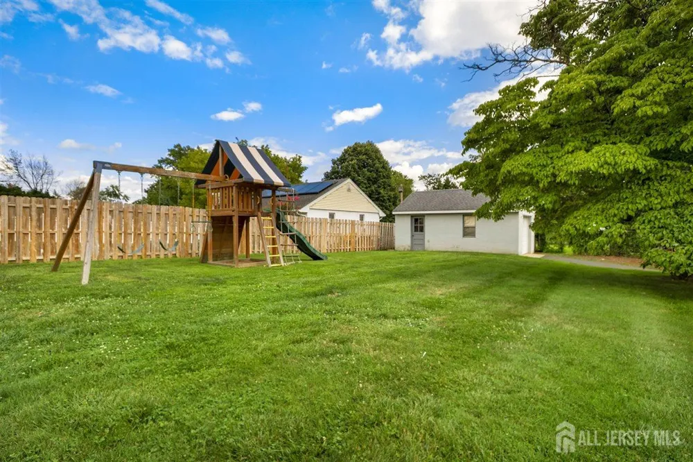 625 2nd Street Dunellen, NJ 08812