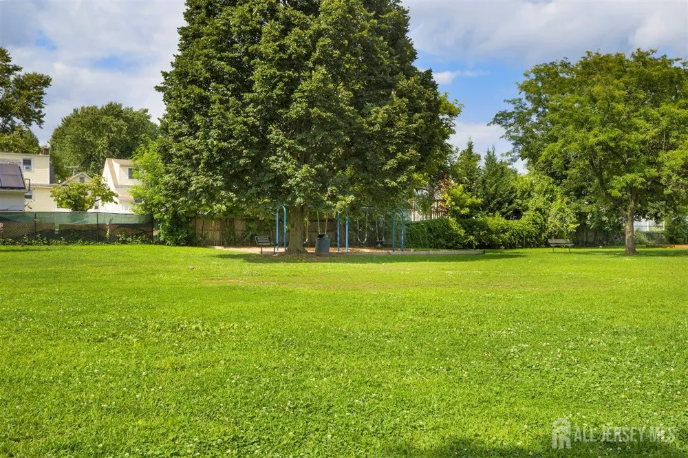 625 2nd Street Dunellen, NJ 08812