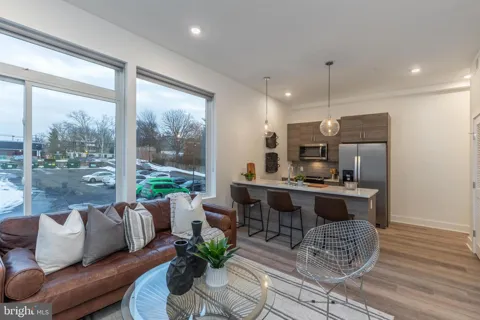 5545 PULASKI AVENUE #306