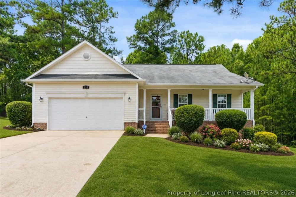 235 Cobblestone Drive Spring Lake, NC 28390