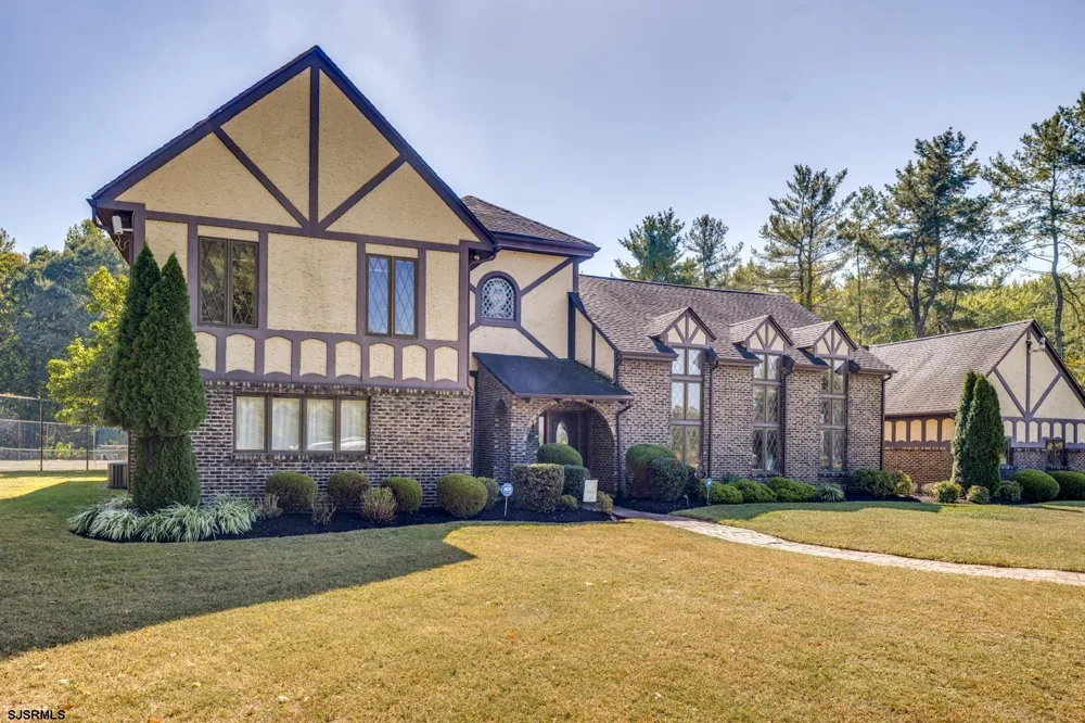 740 Garwood Road Moorestown, NJ 08057