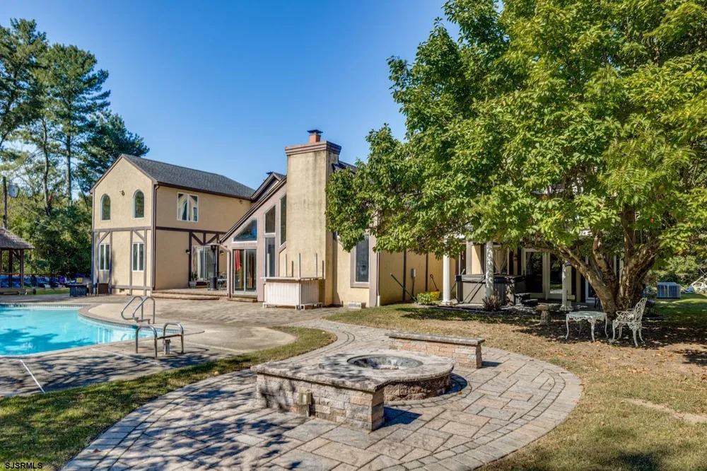 740 Garwood Road Moorestown, NJ 08057