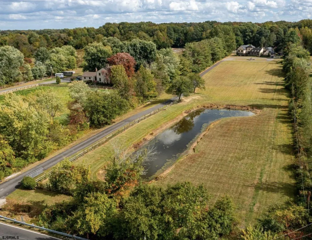 740 Garwood Road Moorestown, NJ 08057