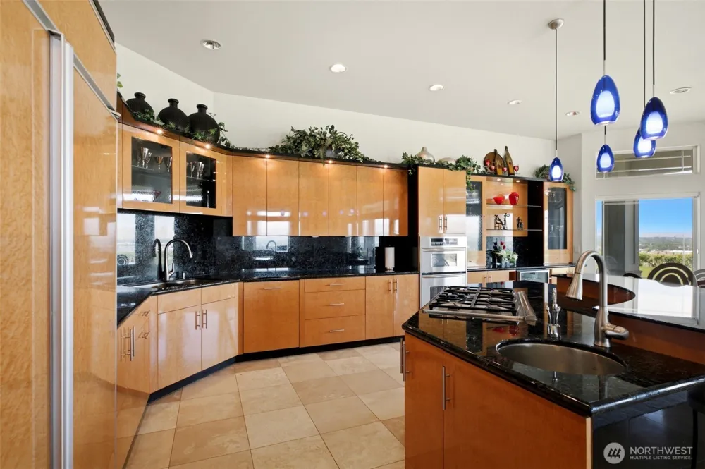 24 Eagle Crest Drive Union Gap, WA 98903