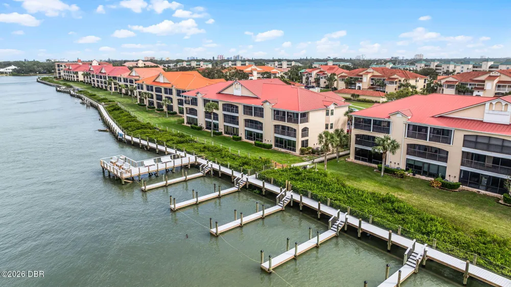 426 Bouchelle Drive #101 New Smyrna Beach, FL 32169