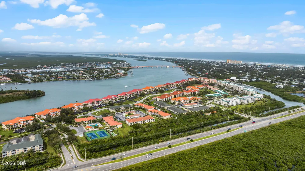426 Bouchelle Drive #101 New Smyrna Beach, FL 32169