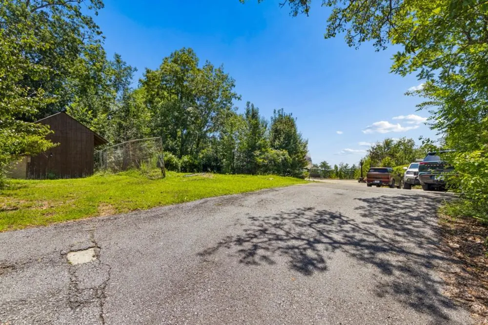 2709 Jamerson Road Marietta, GA 30066