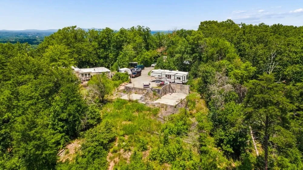 2709 Jamerson Road Marietta, GA 30066