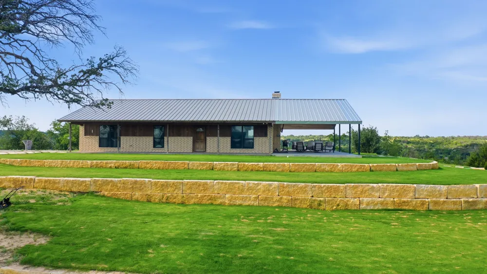 3035 CR 162 Stephenville, TX 76401