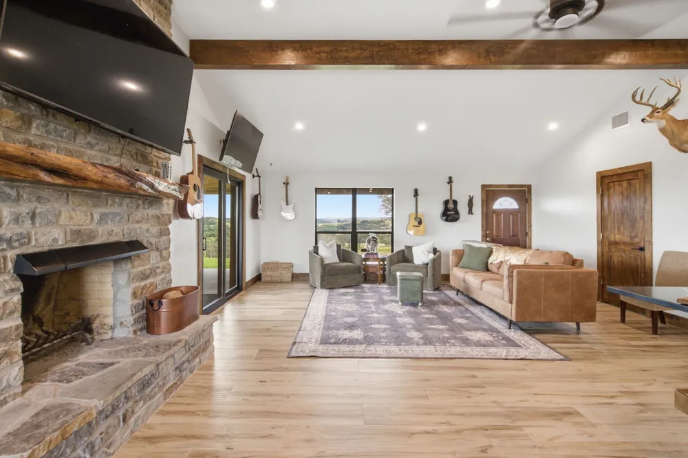 3035 CR 162 Stephenville, TX 76401