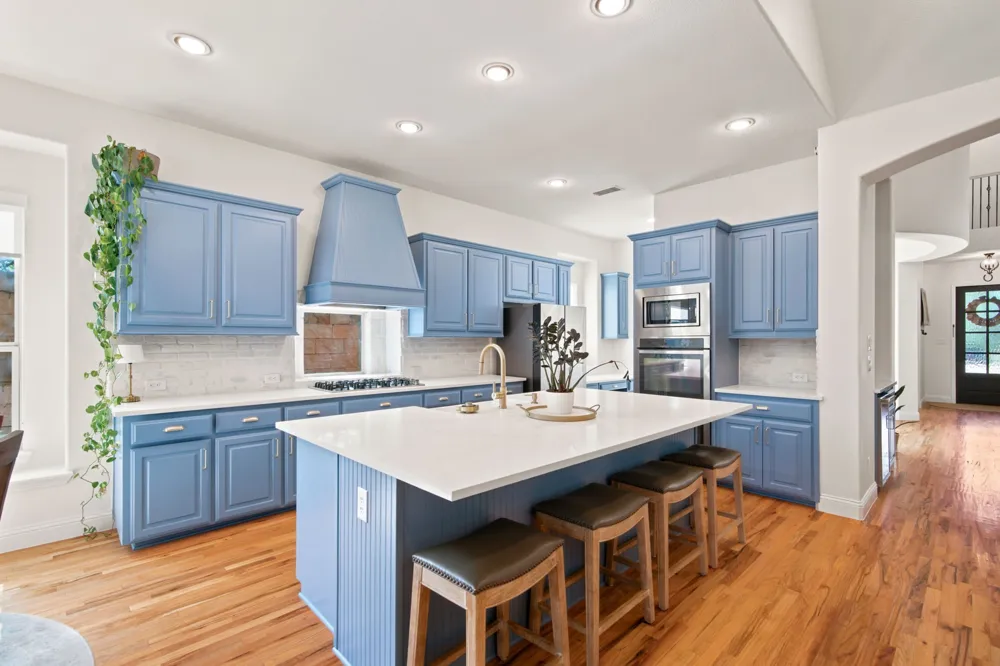 1200 Grant Avenue Lantana, TX 76226