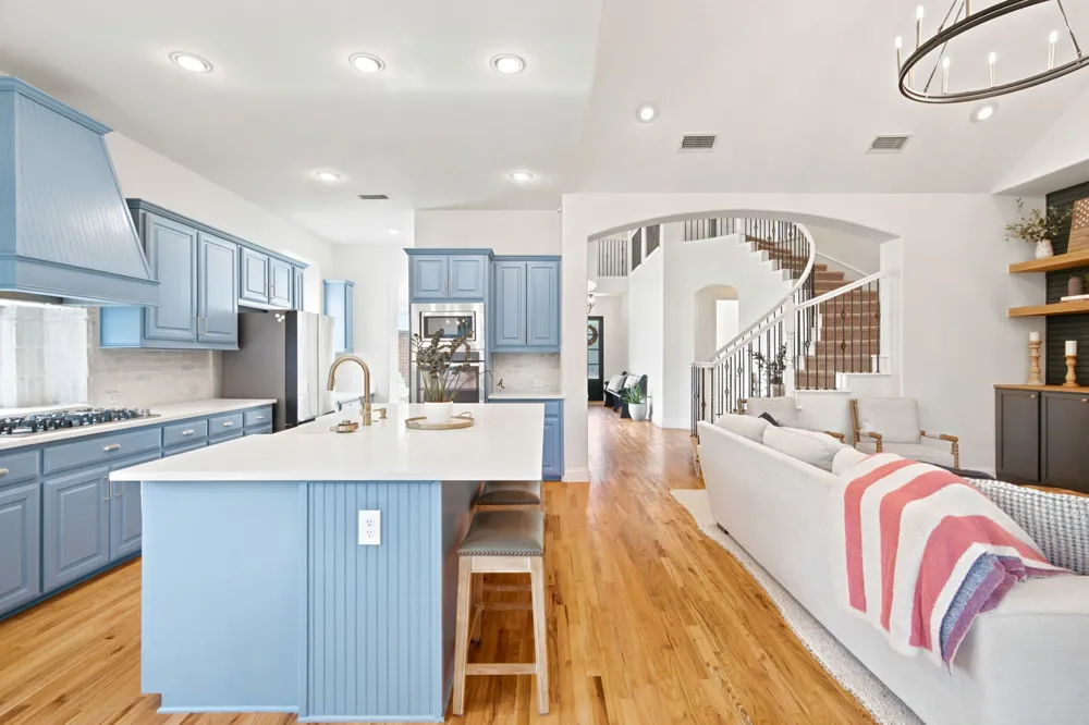 1200 Grant Avenue Lantana, TX 76226