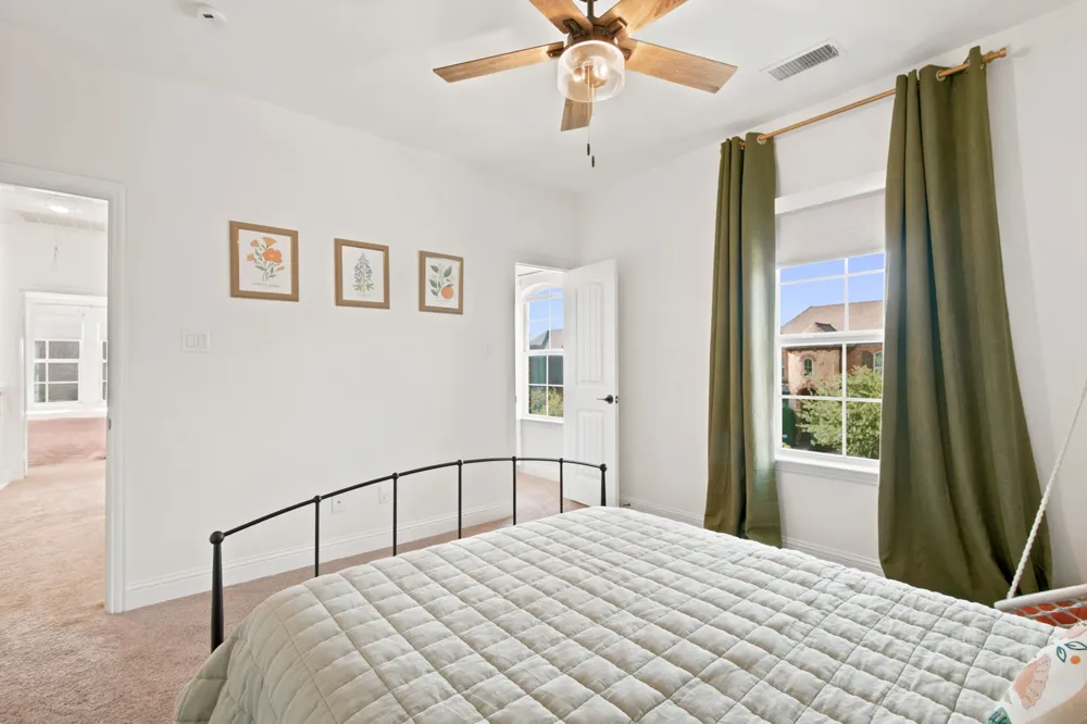 1200 Grant Avenue Lantana, TX 76226