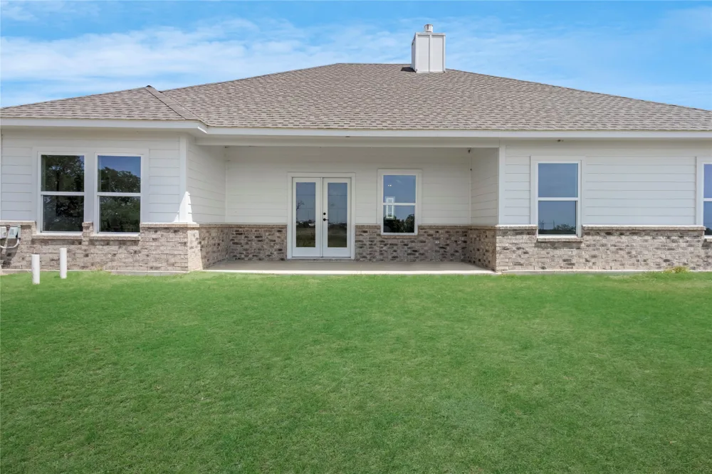 1020 Don Eve Court Azle, TX 76020
