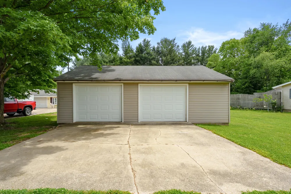 10574 Tomkinson Scotts, MI 49088