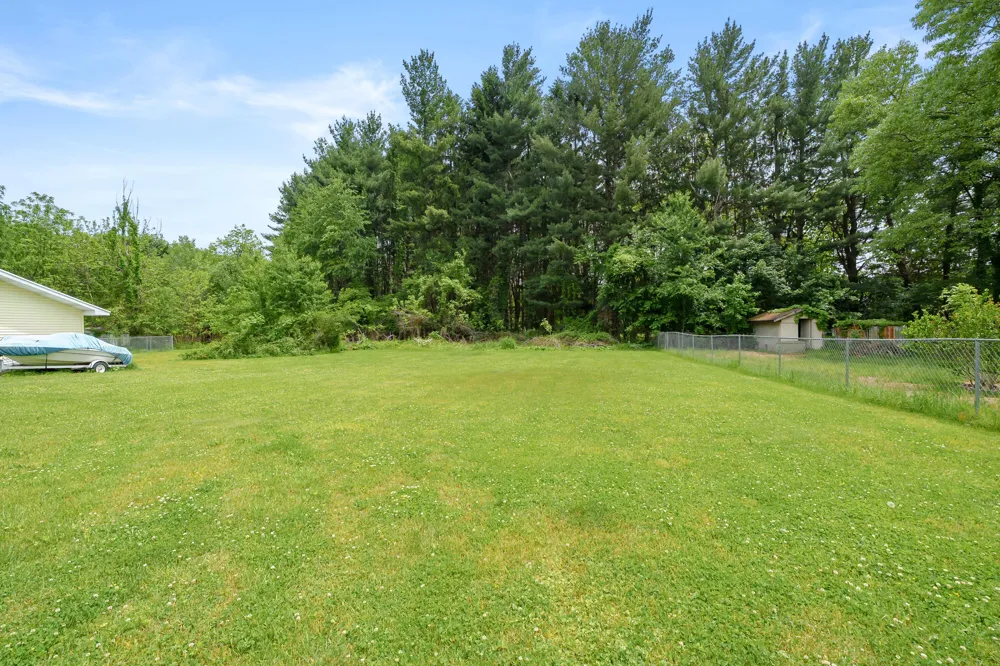 10574 Tomkinson Scotts, MI 49088
