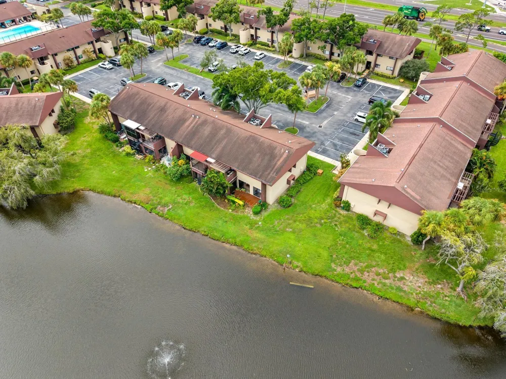 875 S VILLAGE DRIVE #101 St Petersburg, FL 33716
