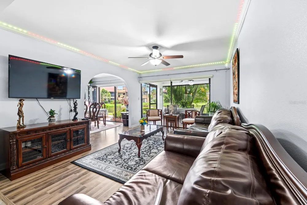 875 S VILLAGE DRIVE #101 St Petersburg, FL 33716