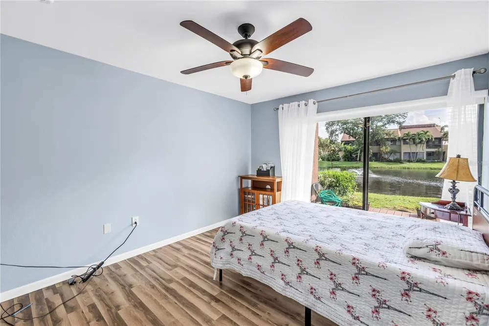 875 S VILLAGE DRIVE #101 St Petersburg, FL 33716