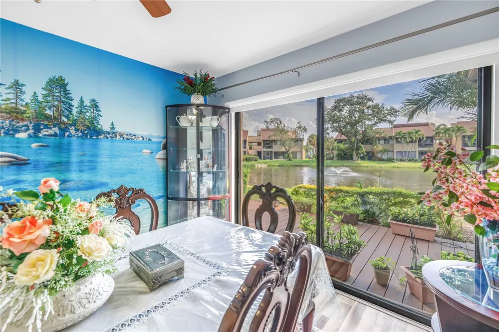 875 S VILLAGE DRIVE #101 St Petersburg, FL 33716