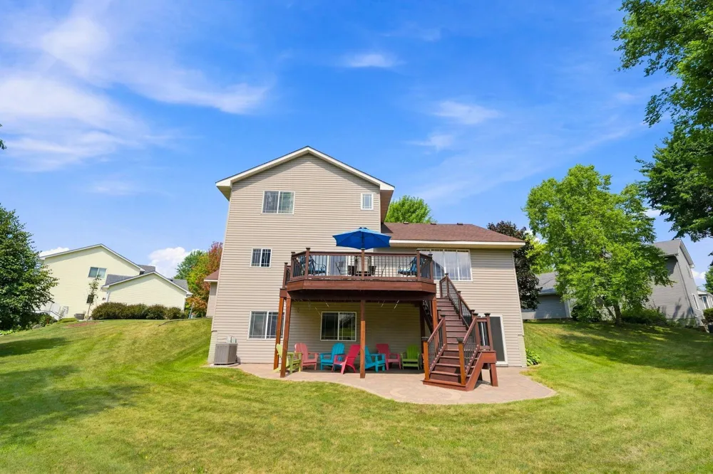 2412 Maple Court Buffalo, MN 55313