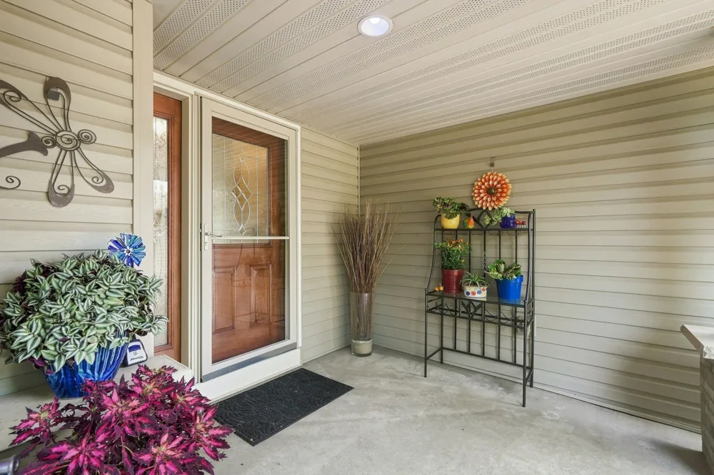 2412 Maple Court Buffalo, MN 55313