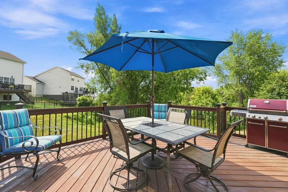2412 Maple Court Buffalo, MN 55313
