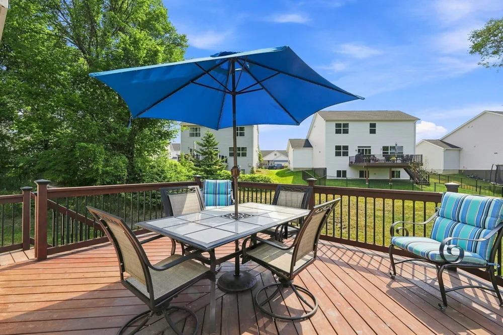 2412 Maple Court Buffalo, MN 55313