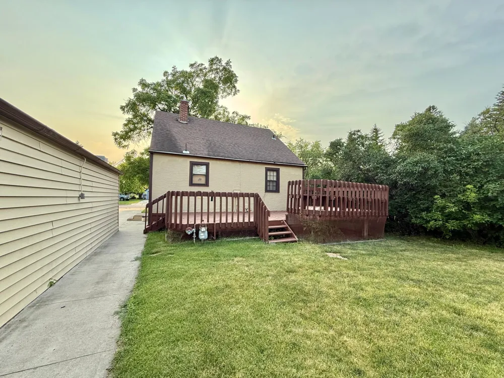 618 Dewey Avenue Thief River Falls, MN 56701