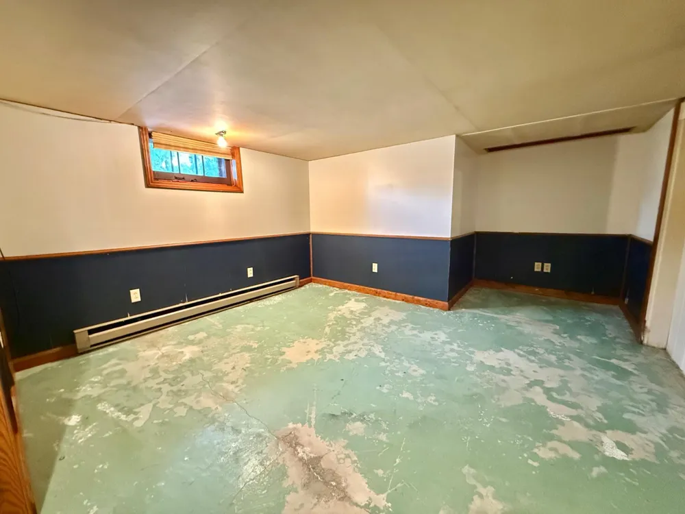 618 Dewey Avenue Thief River Falls, MN 56701