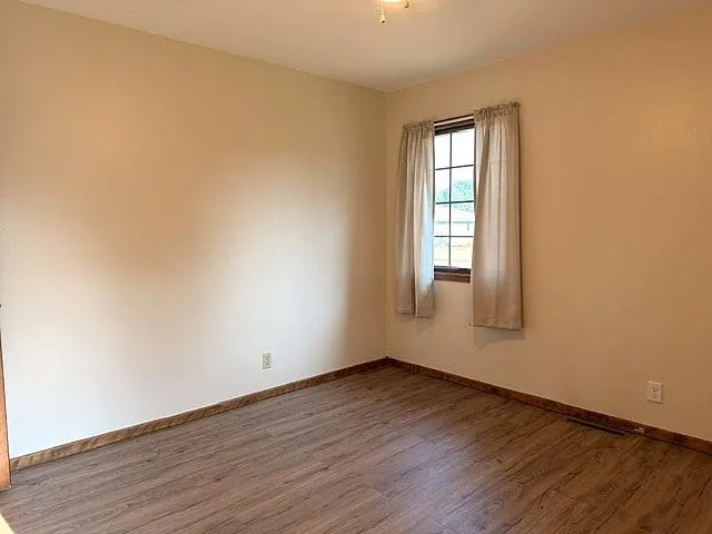 1992 Great Bend Boulevard Windom, MN 56101