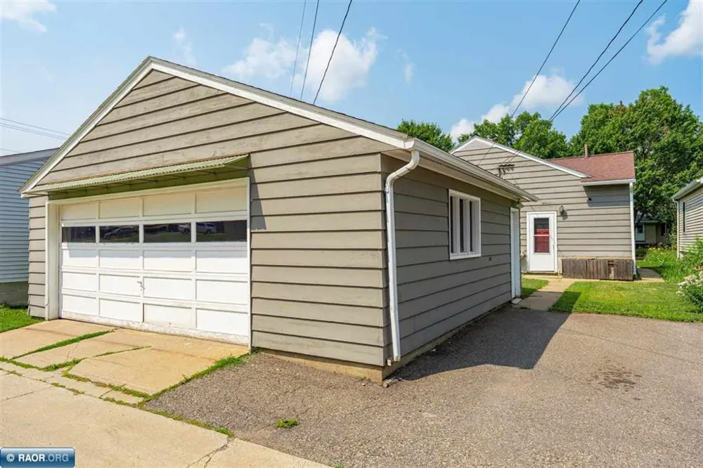 1530 11th Street S Virginia, MN 55792