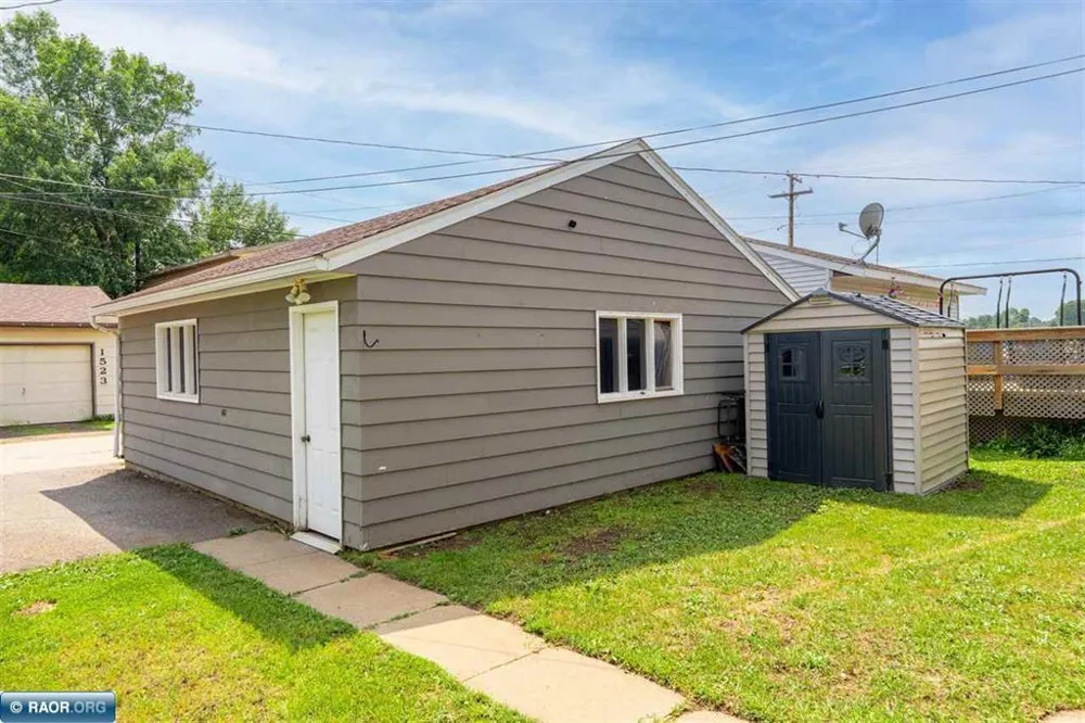 1530 11th Street S Virginia, MN 55792