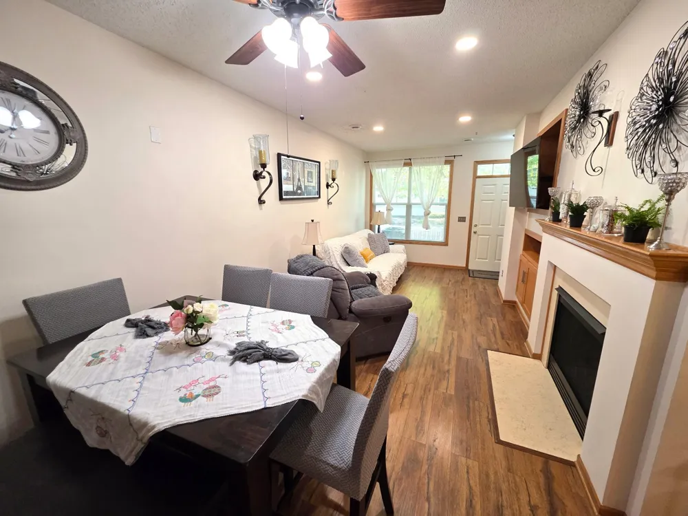 1611 Woodlynn Avenue #3 Maplewood, MN 55109