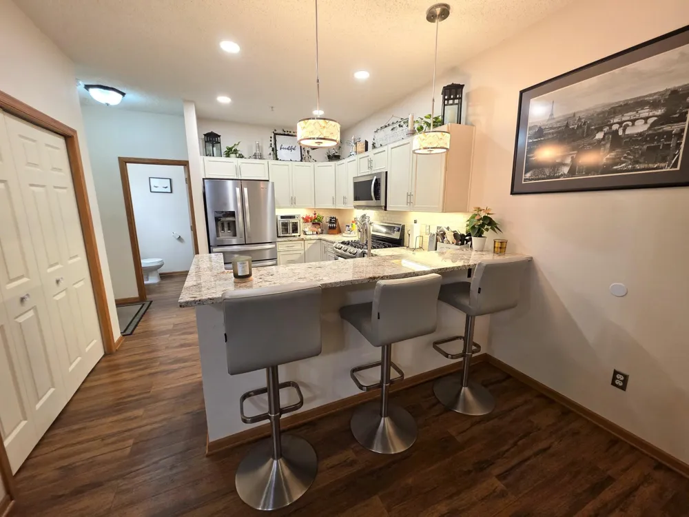 1611 Woodlynn Avenue #3 Maplewood, MN 55109