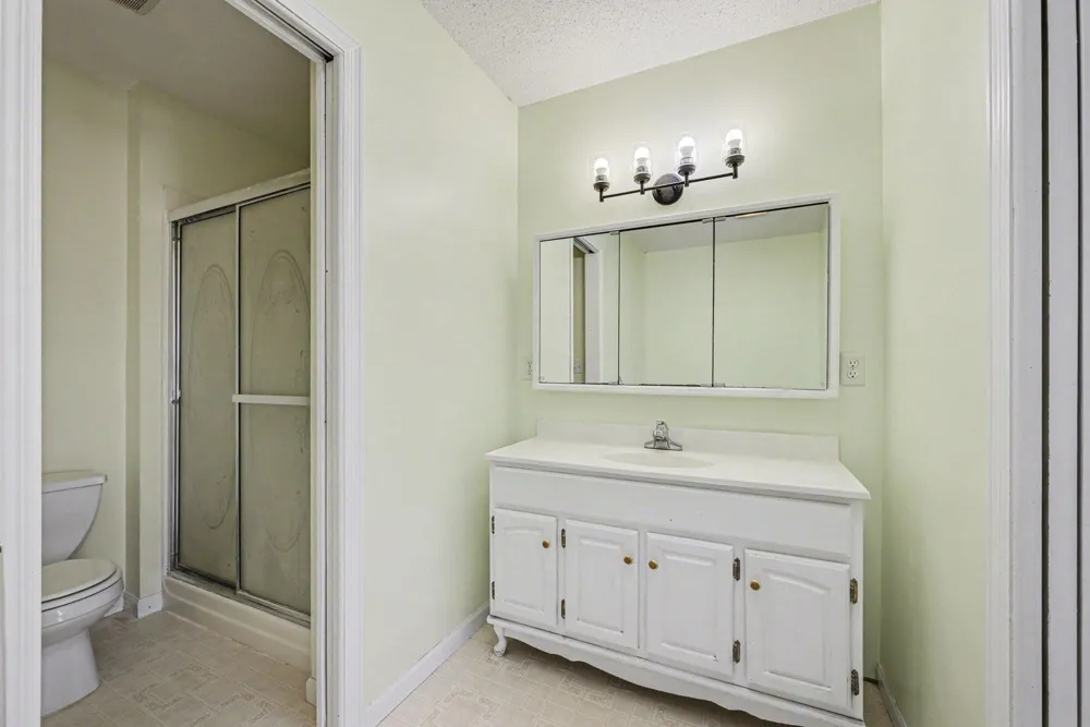 417 Countryside Drive SE Montgomery, MN 56069