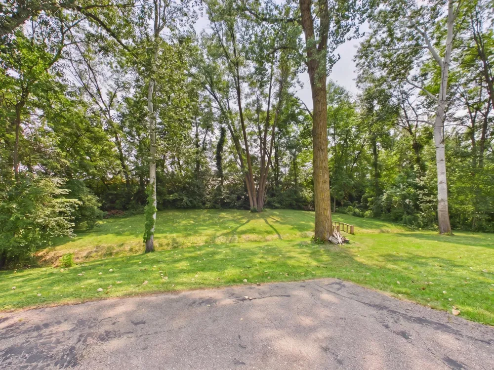 417 Countryside Drive SE Montgomery, MN 56069