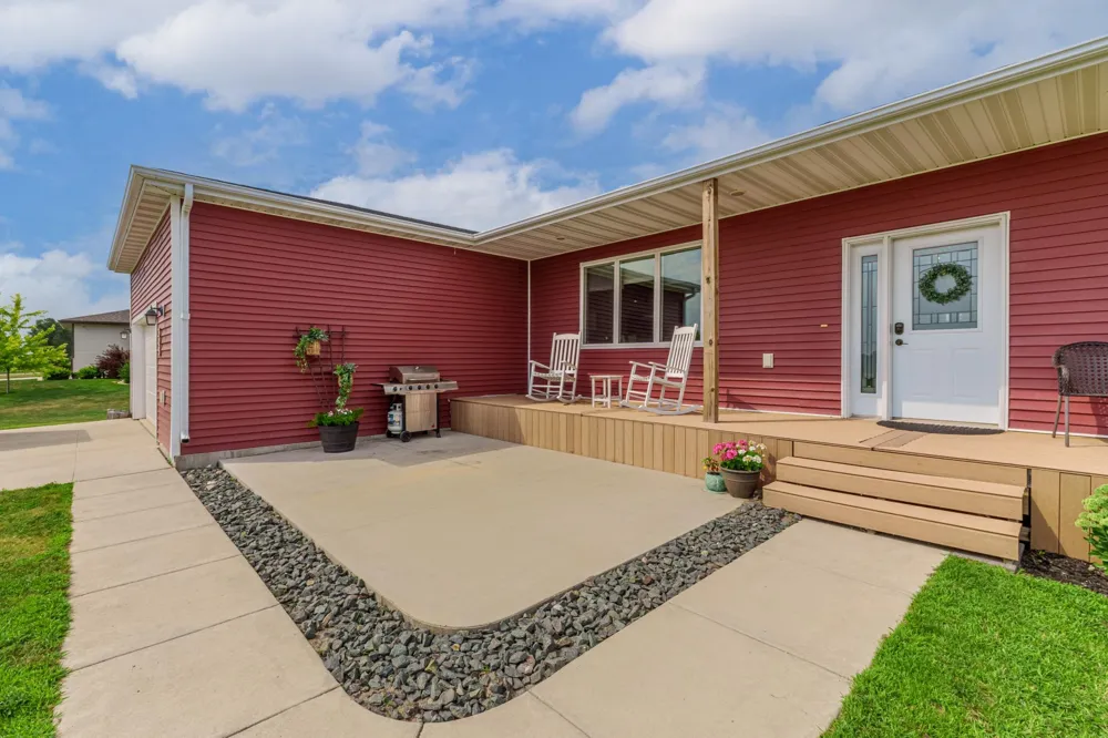 503 Sheyenne Drive Abercrombie, ND 58001