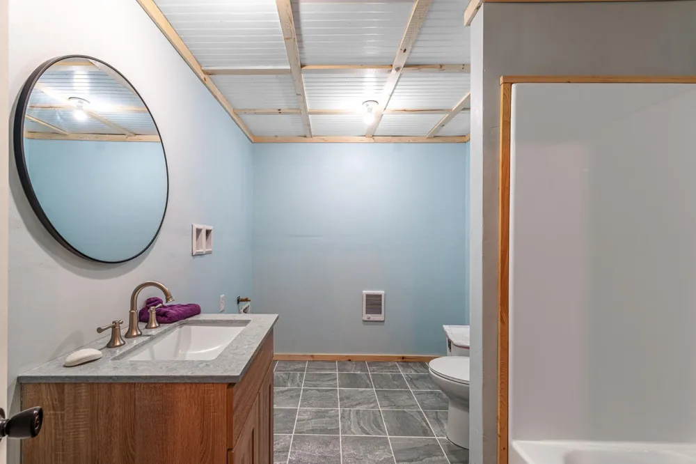 503 Sheyenne Drive Abercrombie, ND 58001