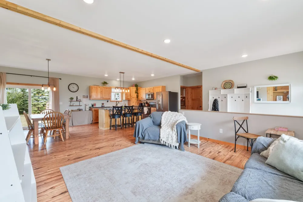 503 Sheyenne Drive Abercrombie, ND 58001