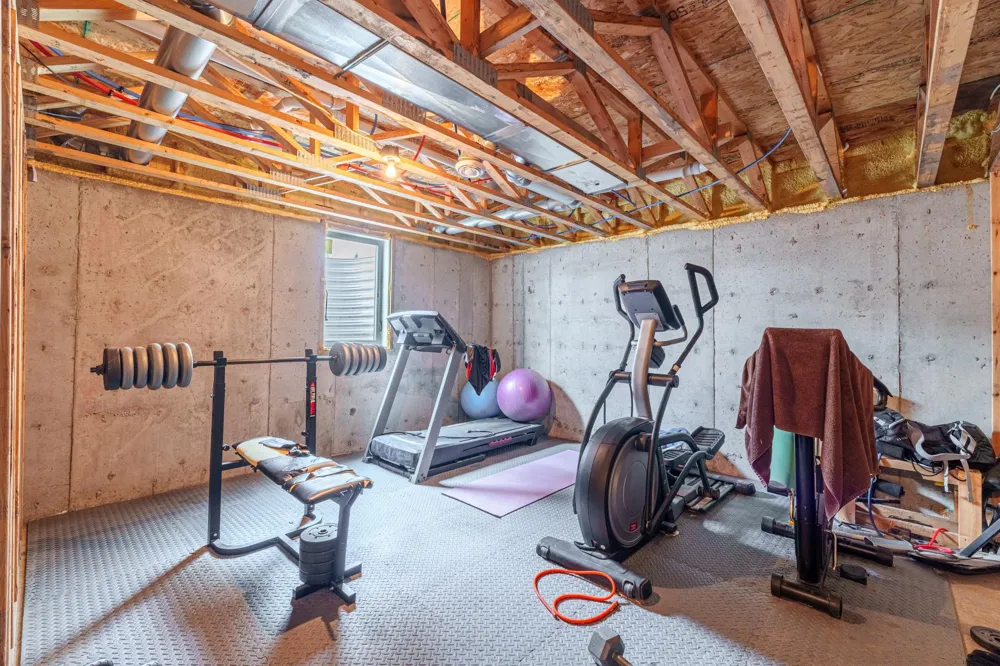 503 Sheyenne Drive Abercrombie, ND 58001