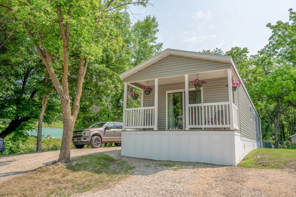 8170 North Shore Drive Spicer, MN 56288