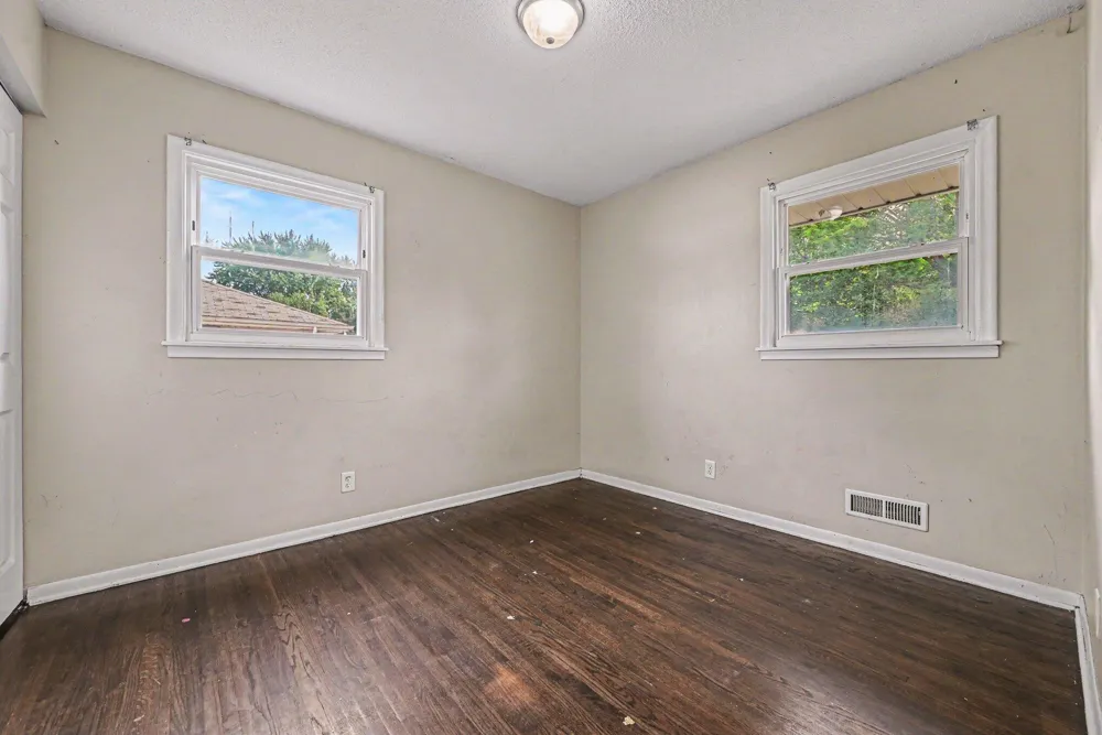 5931 Zenith Avenue Brooklyn Center, MN 55429