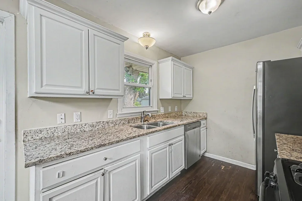 5931 Zenith Avenue Brooklyn Center, MN 55429